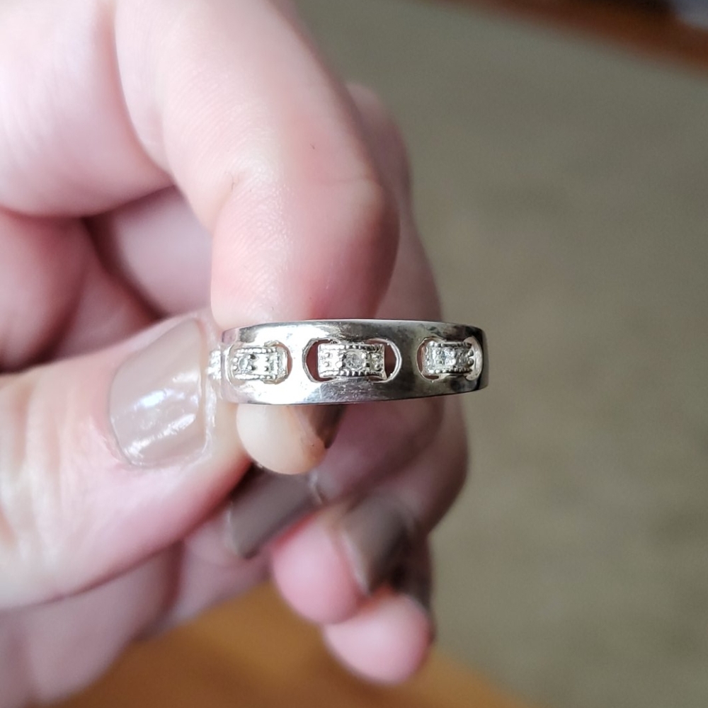 Sterling silver ring